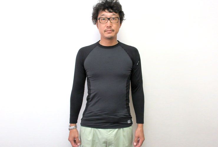 コンプレッションウェアを着用する従業員の方