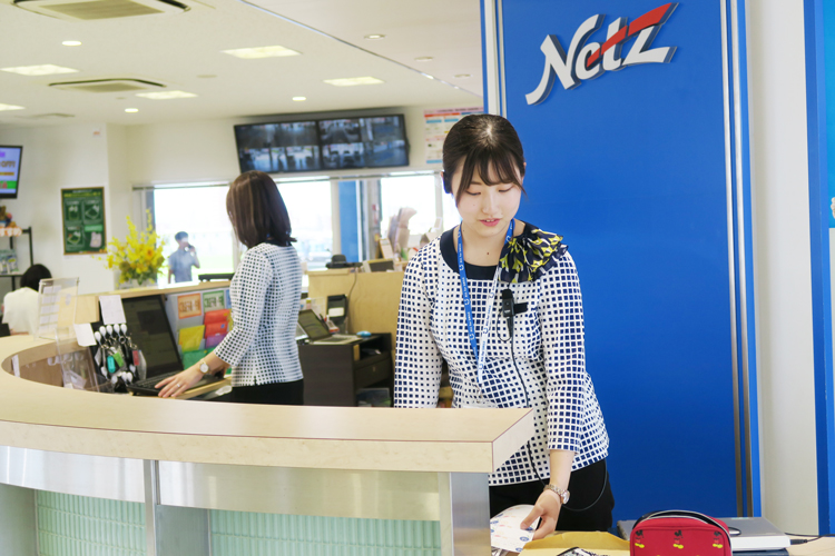 ネッツトヨタ福井　制服リニューアル