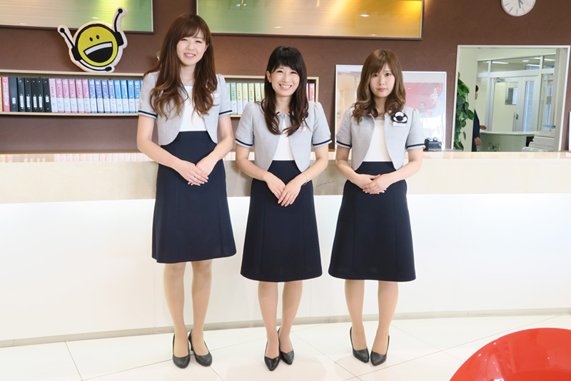 夏服女性集合写真